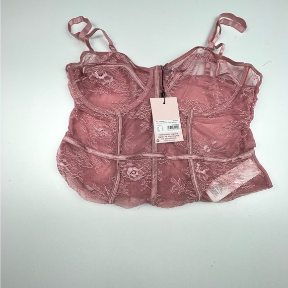 PLUS LACE BINDING THONG BODYSUIT
PURPLE - Picture 4 of 4